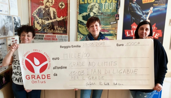 Reggio Emilia - Per il compleanno di Ligabue i suoi fan donano 1.000 euro a favore di GRADE Onlus