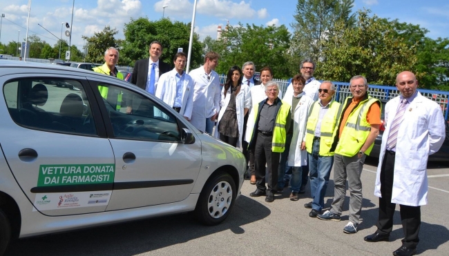 I Giovani Farmacisti dell’Emilia-Romagna donano tre auto rispettivamente ad Auser Modena, Rinascita e Vita di Sant’Agostino e al Comune di Pieve di Cento