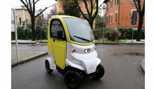 Ducati Energia ha donato un veicolo elettrico all’AOU di Modena