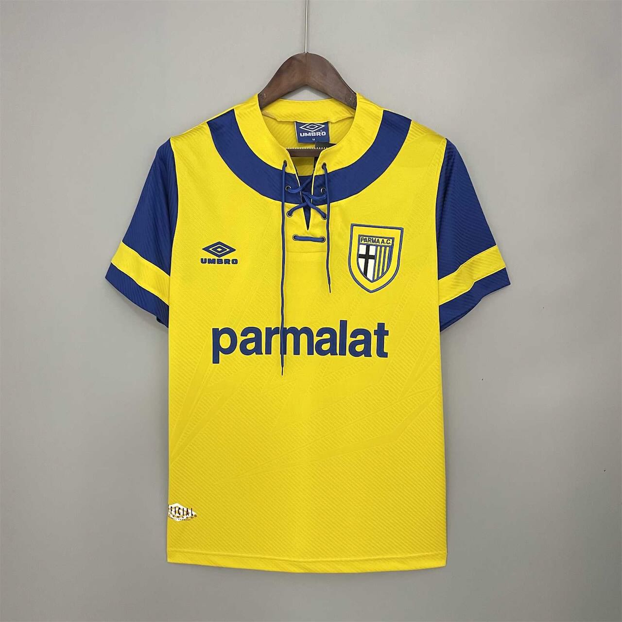 7_parma-maglia-gialla-laccetti.jpeg