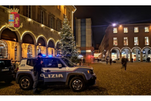Polizia di Stato Modena: Il 2023 si apre con un bel gesto di solidarietà