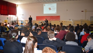 Safer Internet Day 2020, contro il cyberbullismo gli interventi educativi direttamente in aula