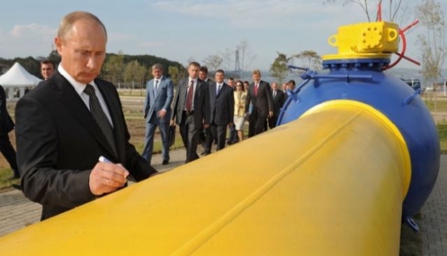 Putin firma il gasdotto - Foto da TheFrontpage.it