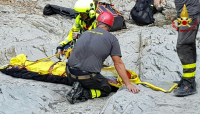 Ragazzo di 24 anni si tuffa nelle cascate del Golfarone e batte la testa. Ricoverato al Maggiore di Parma