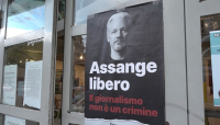 Il giornalismo non è un crimine: la serata-appello per liberare Julian Assange e salvare (quello che resta del) la democrazia occidentale