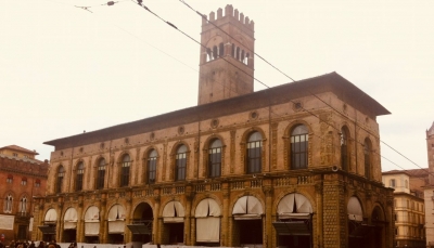 Varata la Corazzata del Centro Sinistra in difesa di Bologna.