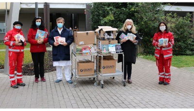 La Croce Rossa consegna 400 libri ai bambini del Policlinico