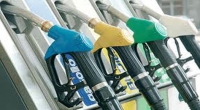 Dal 2040 stop alle auto a gasolio e benzina.