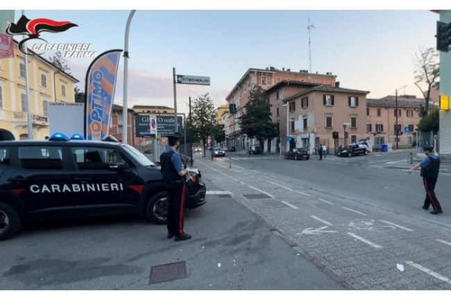 Parma: non si ferma all&#039;alt denunciato giovane reggiano