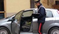 Brutta avventura per una bimba di 11 anni lasciata in auto dalla mamma.