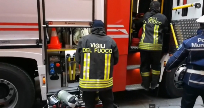 Esplosione a Modena in via Blasia: grave un 40 enne
