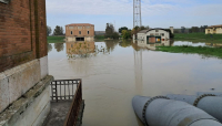 Emilia Centrale, funzionano le manovre straordinarie a Boretto per far defluire la piena 