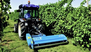 Nobili prova in campo della trincia BV serie 100 (VIDEO)