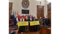 Dalla &quot;cena in giallo&quot; per il Tour de France un contributo di solidarietà a Croce Rossa e Croce Bianca