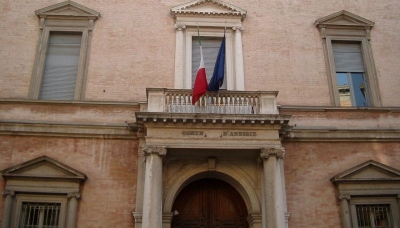 Parma - Rapine, la &quot;banda della Uno Verde&quot; patteggia fino a 4 anni di carcere