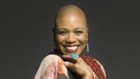 una foto di Dee Dee Bridgewater