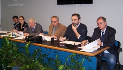 da sx Alessandro Aragona (Fratelli d&#039;Italia), Rossella Di Monda (5 Stelle), Nefro Lasagni e Gian Lauro Rossi per Cupla, Fabrizio Benati (PD), Roberto Lugli (Emilia Romagna Civica)