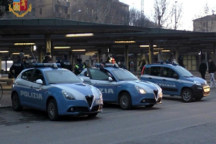 Rapina continuata: minorenne arrestato dalla Polizia di Stato a Modena