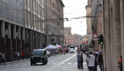 Via Mazzini - in attesa della 1000 Miglia