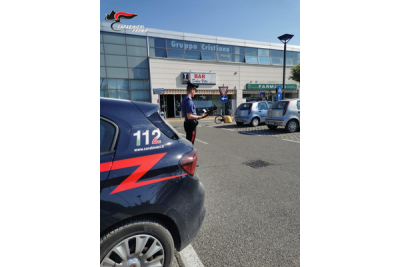 Fidenza. Ruba in un supermercato e per scappare aggredisce la vigilanza: arrestato dai Carabinieri