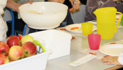 Piacenza - Taglio alla merenda delle scuole materne