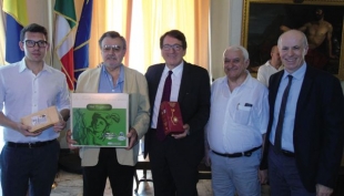 Stuzzicagente: premiati, con gusto!