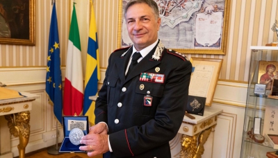 Il Sindaco Federico Pizzarotti saluta il Comandante Provinciale dei Carabinieri,Colonnello Salvatore Altavilla