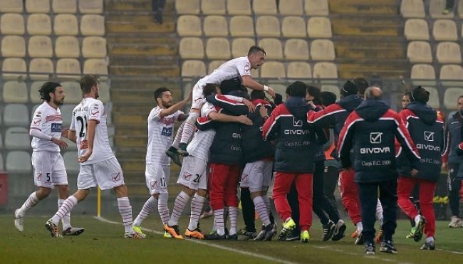 Mancosu-gol, il Carpi acciuffa il Palermo