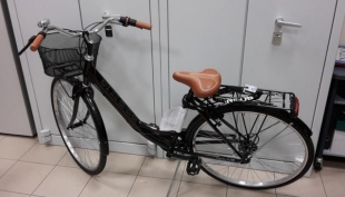 Parma - Bicicletta tipo city bike da donna: si cerca il legittimo proprietario