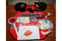 Fermato per un controllo dai Carabinieri della Stazione di Varsi, a tradirlo il forte odore di hashish