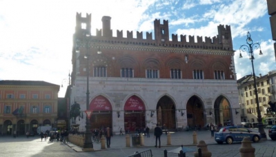 Piacenza, piena del Po: da mezzanotte scorsa chiusa via Nino Bixio