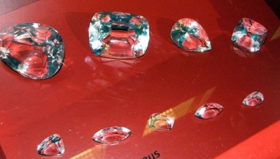 Diamanti, dal più antico a quello di 3.106 carati. I numeri della pietra che dura per sempre.