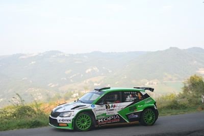 42° Rally Appennino Reggiano: ritmo serrato e vittoria per Vellani-Marcomini (Skoda)