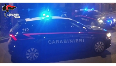 Parma: denunciato 30enne in evidente stato di alterazione psicofisica, aggredisce Carabinieri e sanitari intervenuti in suo soccorso