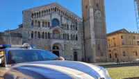 Polizia di Stato: arrestati 2 stranieri per rapina.