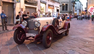 Ancora una volta la Mille Miglia incanta Parma