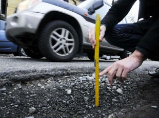 Stanziati 2 milioni di euro per gli interventi di manutenzione stradale