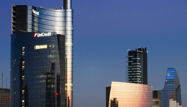 UniCredit annuncia la terza edizione di &quot;UniCredit per l&#039;Italia&quot; con nuove soluzioni e 10 miliardi di credito aggiuntivo.