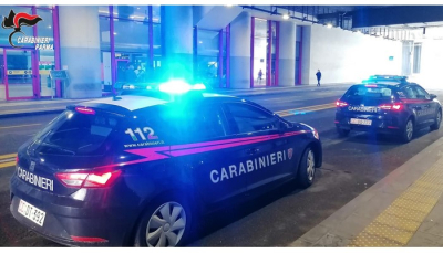 Parma: incontra una donna in difficoltà, si propone di aiutarla e lei lo deruba. Denunciata 30enne italiana