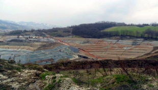 Toano, la discarica di Poiatica dev’essere chiusa