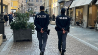 POLIZIA DI STATO – ladro di biciclette scoperto e denunciato dalla pattuglia di poliziotti appiedati