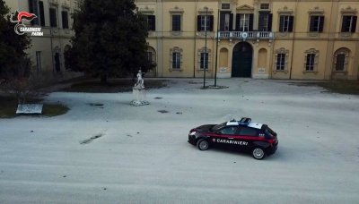 Ladro acrobata maldestro, denuncia per tentato furto 