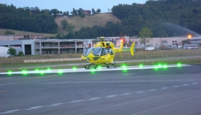 All&#039;aeroporto di Pavullo inaugurato un nuovo hangar per potenziare le attività di elisoccorso: decolli e atterraggi anche di notte