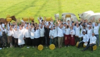 &quot;Centomani di questa terra&quot;: Il consorzio presenta la &quot;Parmigiano Reggiano Identity&quot;