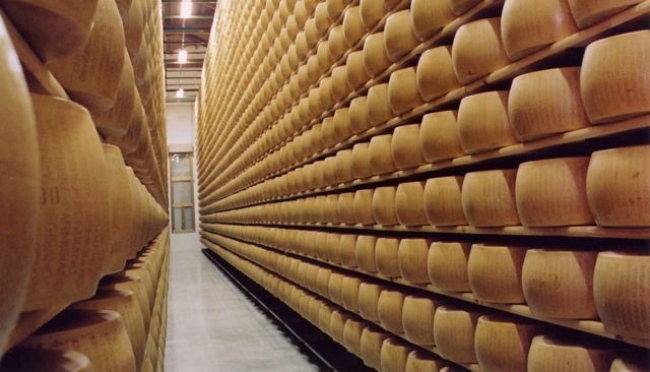 Export Parmigiano Reggiano +13,2% nel 2015 con boom negli Usa: + 34%