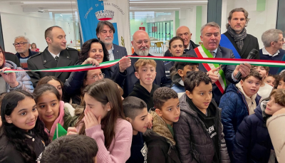 Sissa Trecasali (PR) - Inaugurata scuola primaria e palestra con Stefano Bonaccini