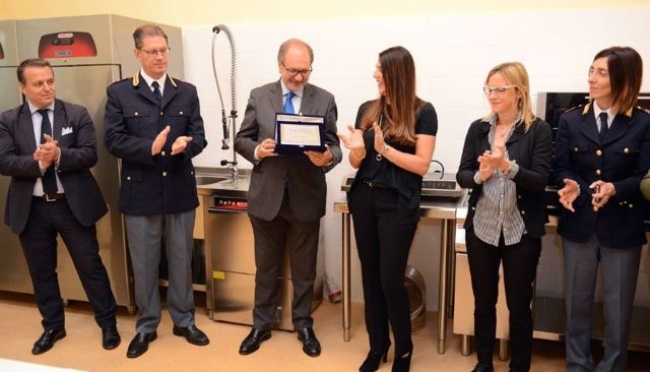 Inaugurata la cucina donata all’Associazione “Aut Aut Modena Onlus”