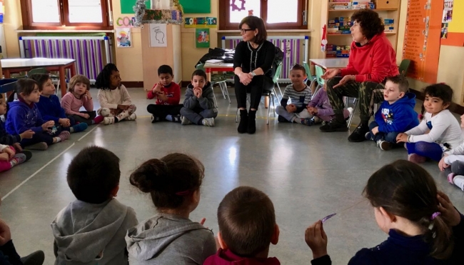 Il sindaco Patrizia Barbieri incontra i bambini della scuola dell&#039;infanzia &quot;Aldo Moro&quot;