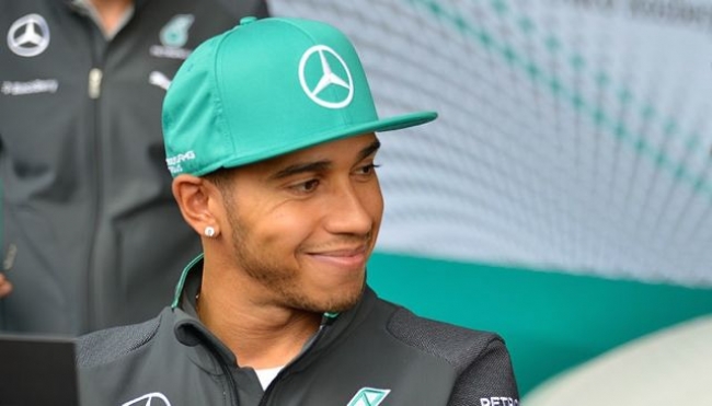 F1, Silverstone: Hamilton ritrova il sorriso