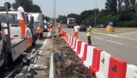 Salto di corsia: camion contro mano in tangenziale